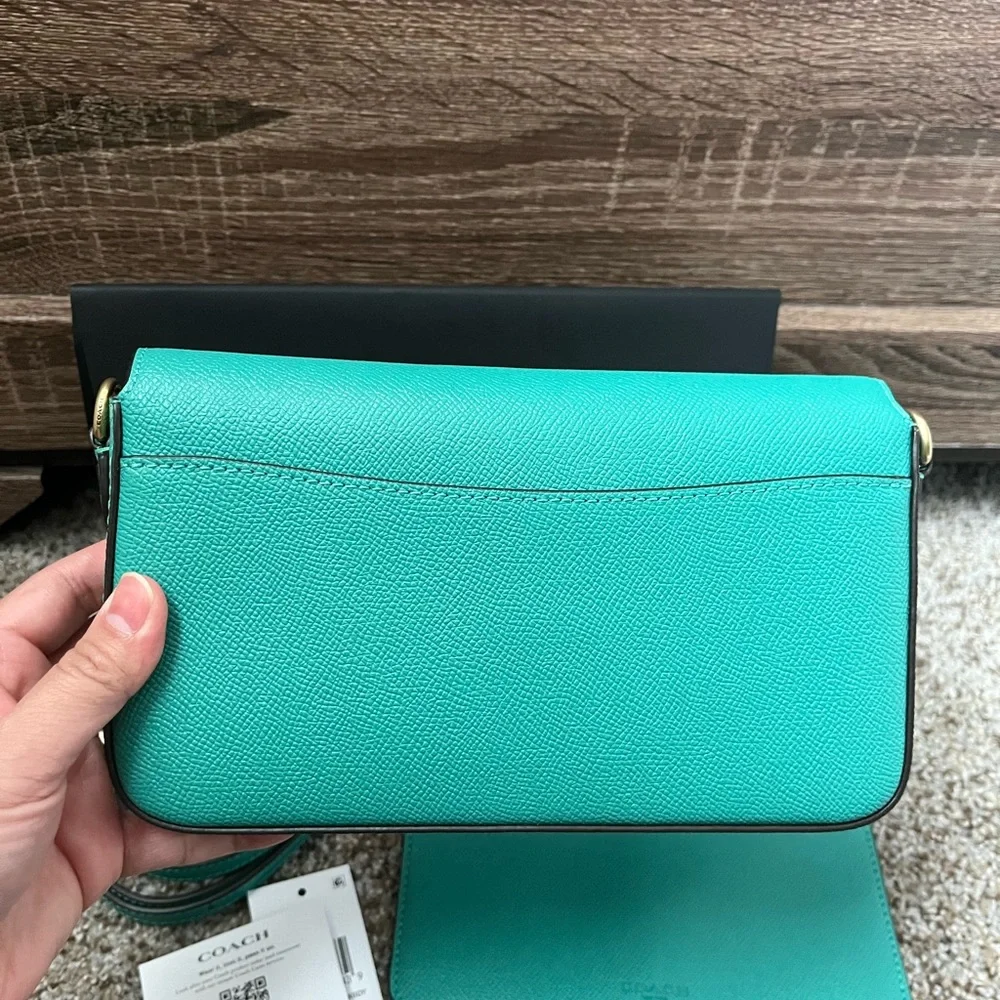 ❌SOLD❌ Coach Wyn Crossbody - Picture 3 of 13